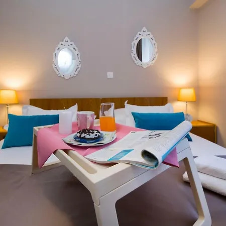 Apartment Queen Teuta In The Heart Of Split Historical Heritage Exterior photo