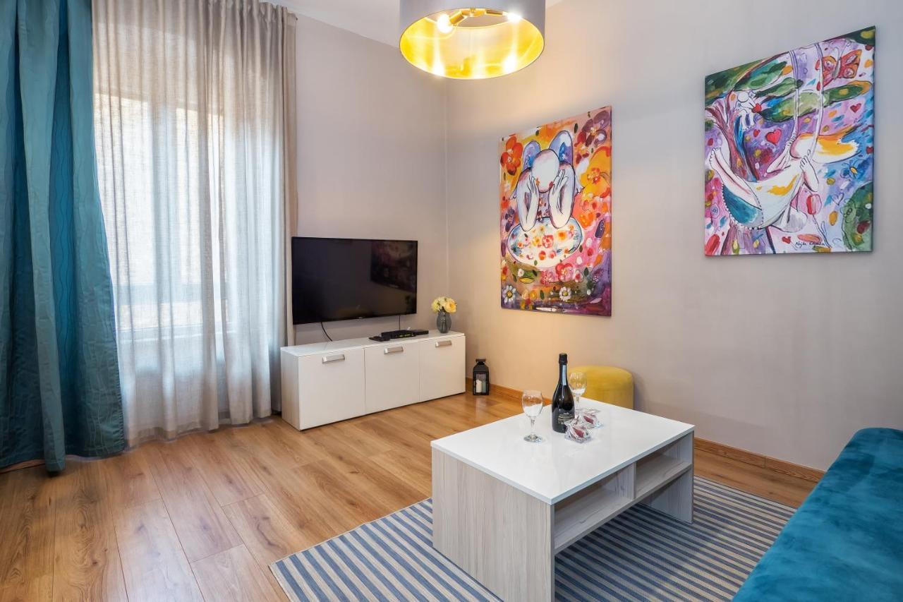 Apartament Queen Teuta In The Heart Of Historical Heritage *
